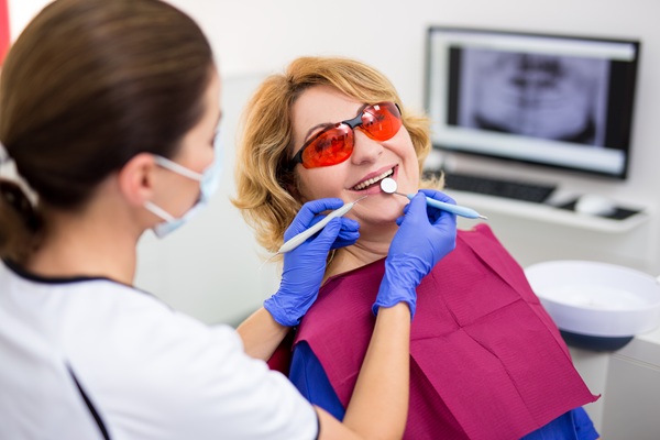 When To Consider Implant Supported Dentures Over Traditional Dentures